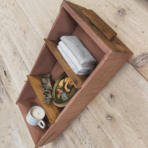 Decorative upcycled wooden wall shelf - Picture 1 of 4